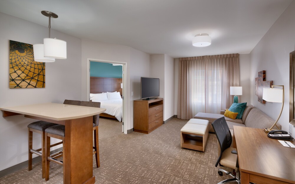 Staybridge Suites Lehi Traverse Ridge Center by IHG - photo 10