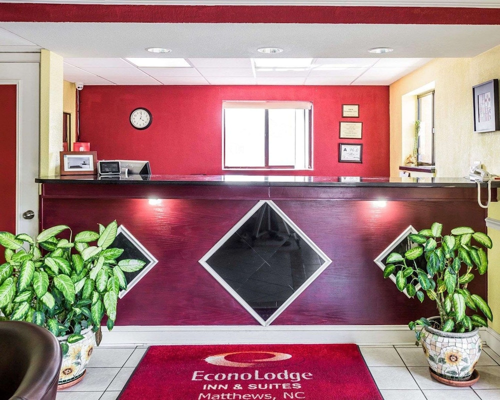 Econo Lodge Inn & Suites Matthews Charlotte - photo 6