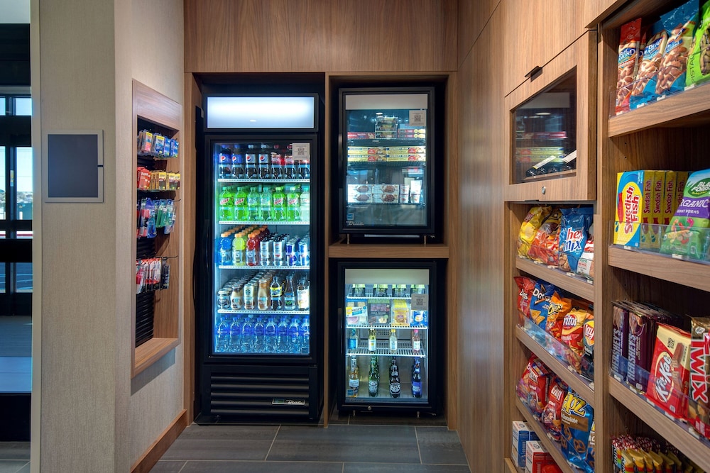 Fairfield by Marriott Inn & Suites Lancaster Palmdale - photo 24