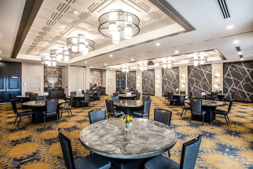 Homewood Suites by Hilton Salina Downtown - photo 36