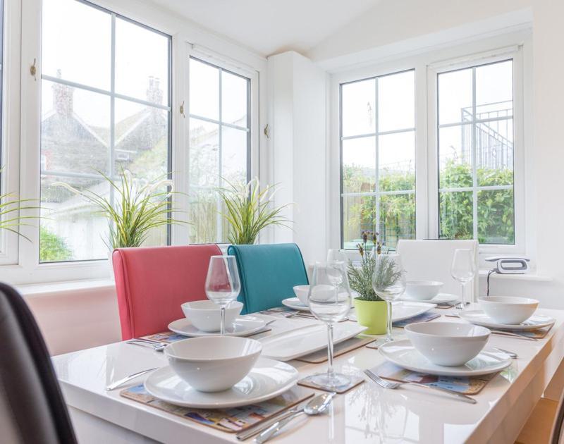 Beehive Cottage — 4-Star Luxury Hotel in None, United Kingdom