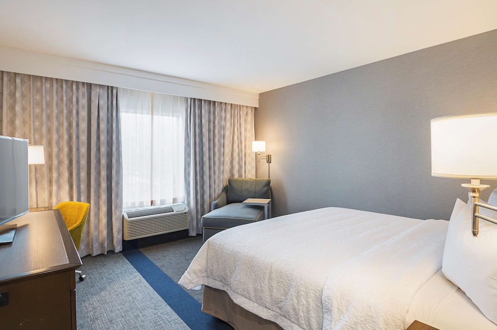 Hampton Inn & Suites Colleyville DFW Airport West - photo 16