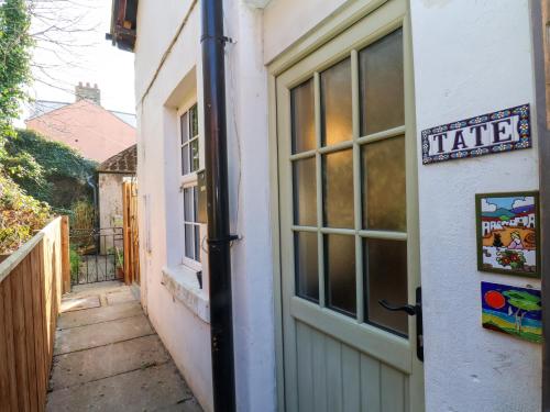 Tate Cottage — 4-Star Luxury Hotel in Whitby, United Kingdom