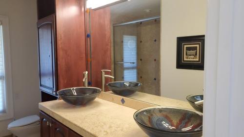 Private Executive Home Pet Friendly Walkable — 4-Star Luxury Hotel in Scottsdale, United States