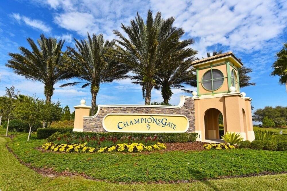 Amazing Championsgate Resort 6 Bed 6 Bath Pool Home - photo 32