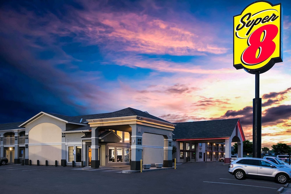 Super 8 by Wyndham Oklahoma Airport Fairgrounds West - photo 25