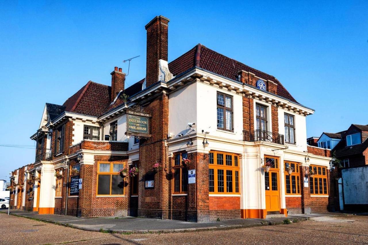 The Eastbrook Pub & Hotel — hotel in Dagenham