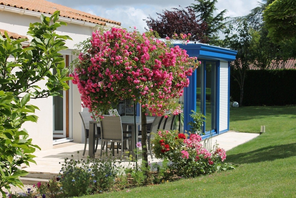 Jardin Des Nosieres — hotel in Le Boupere