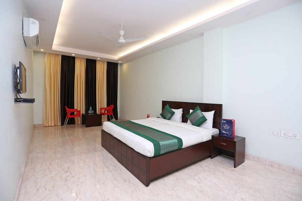 Oyo 9664 Sector 48 - last minute hotel in Gurgaon