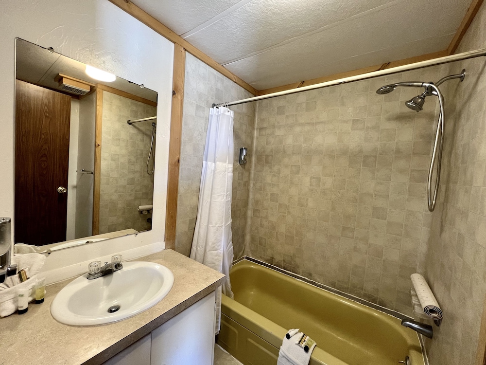 Border Inn Casino - photo 39