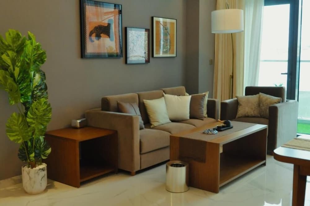 EC Holiday Homes Dubai Al Furjan — 4-Star Luxury Hotel in Dubai, United Arab Emirates