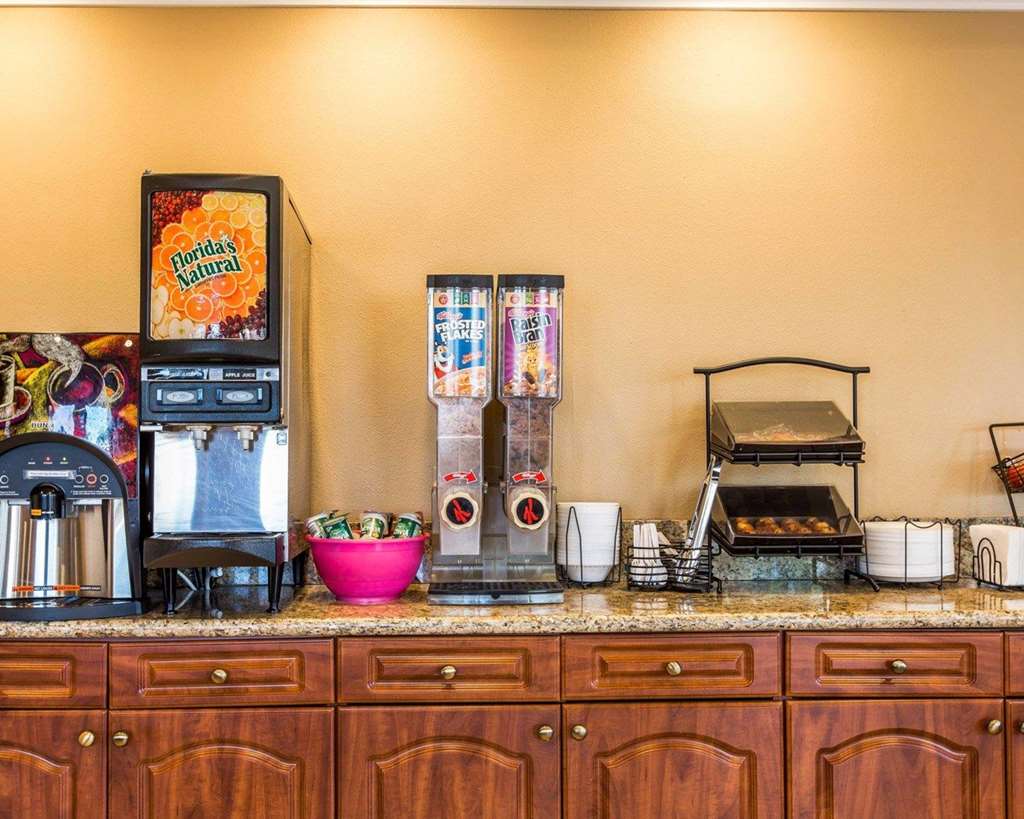 Rodeway Inn & Suites Corona - photo 33