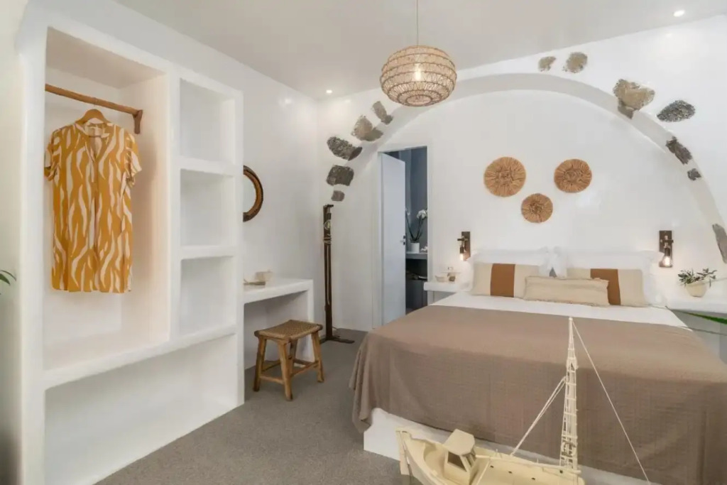 Salty Splash Sirma Klima in Milos, Greece