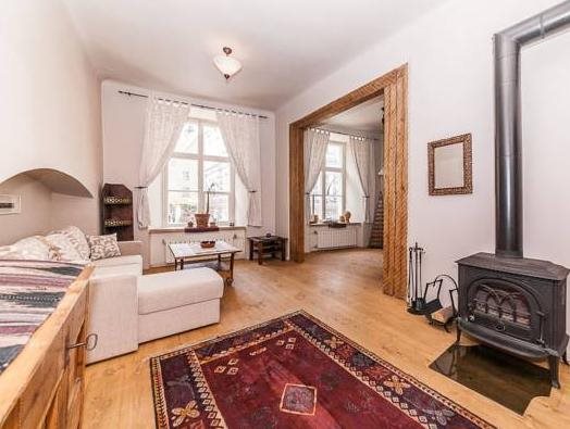Town Hall Square Apartments Vene