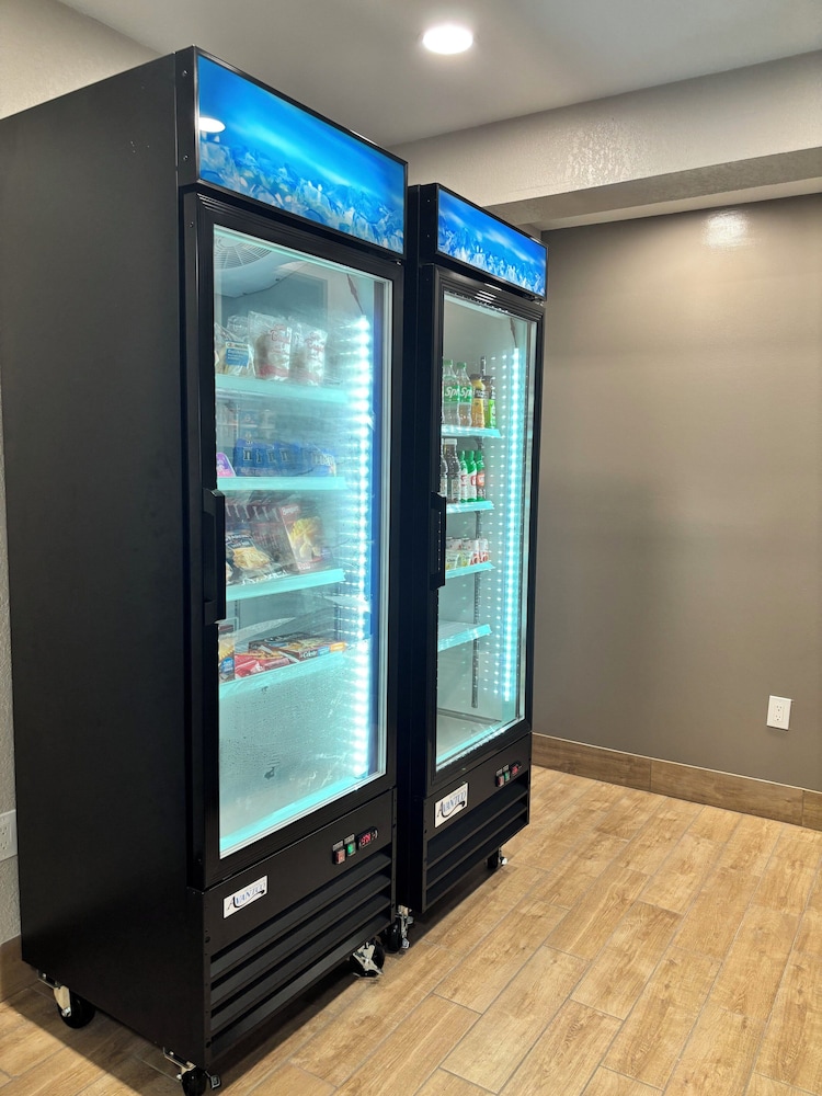 Candlewood Suites Miami Lakes by IHG - photo 26