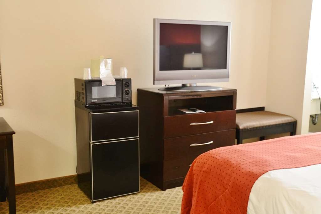 Country Hearth Inn & Suites Kenton - photo 11