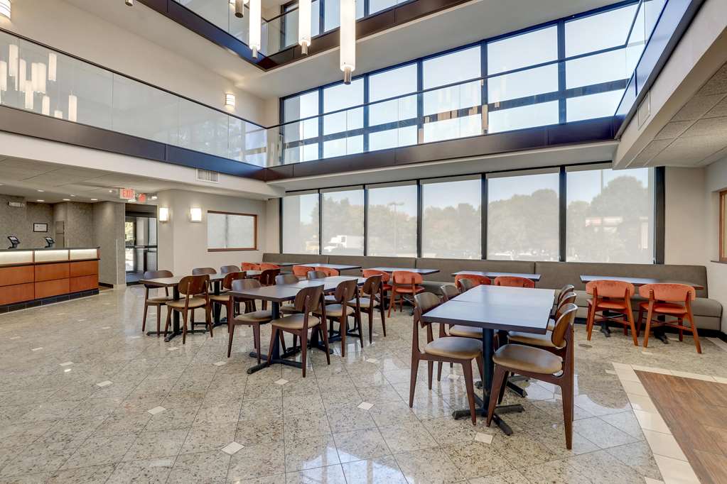 Drury Inn & Suites Charlotte University Place - photo 9