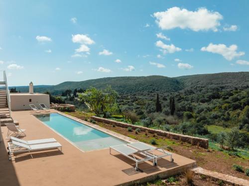 Casa Kombonada — 4-Star Luxury Hotel in Kythira, Greece