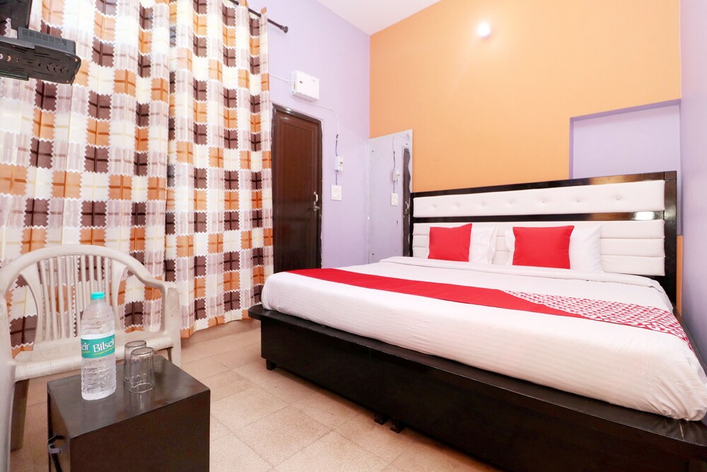 Oyo 39852 Hotel Noor in Thanesar, India
