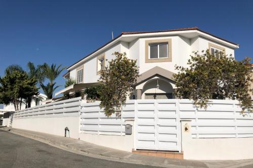 Villa Andy 350 m from the beach