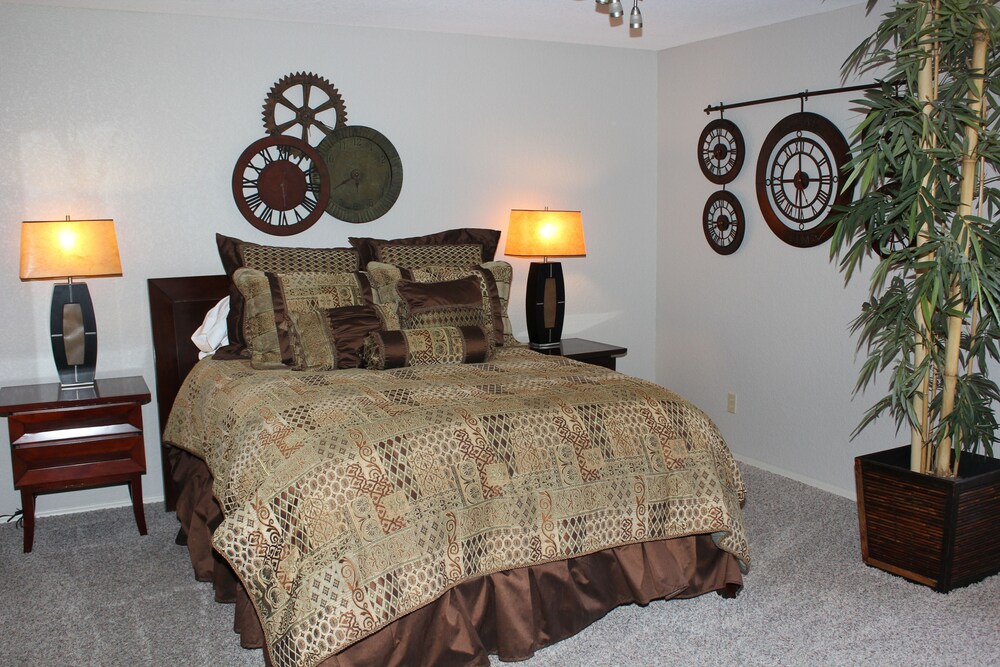 Adobe Village Inn - photo 13