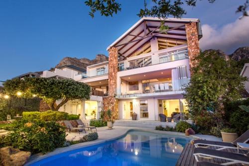 Far Horizons Camps Bay — 4-Star Luxury Hotel in Cape Town, South Africa