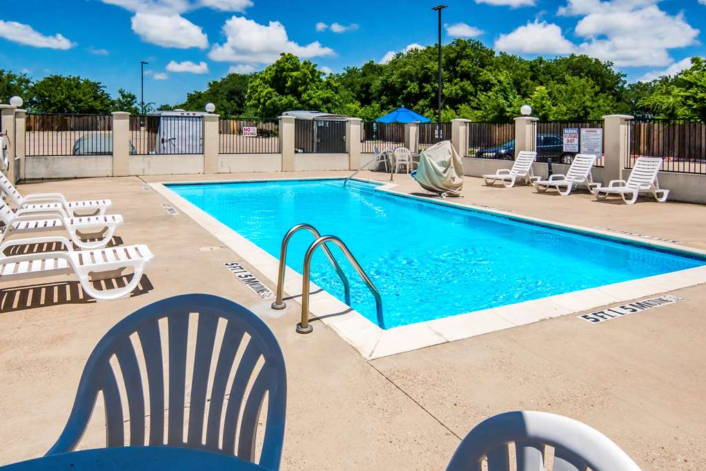Motel 6 Cleburne TX - photo 8