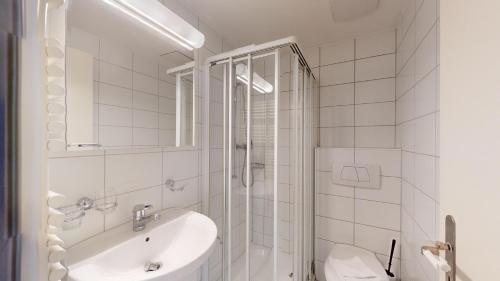 Haus Leibnitzer — 4-Star Luxury Hotel in St. Moritz, Switzerland