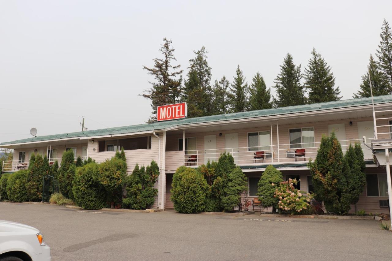 Clearwater Country Inn — Chase