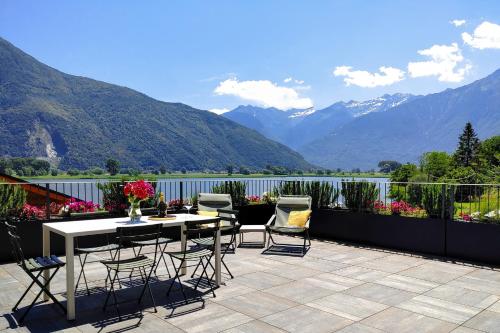 Dascio Oasi Ferienwohnung Dachterrassen am See — 4-Star Luxury Hotel in Sorico, Italy