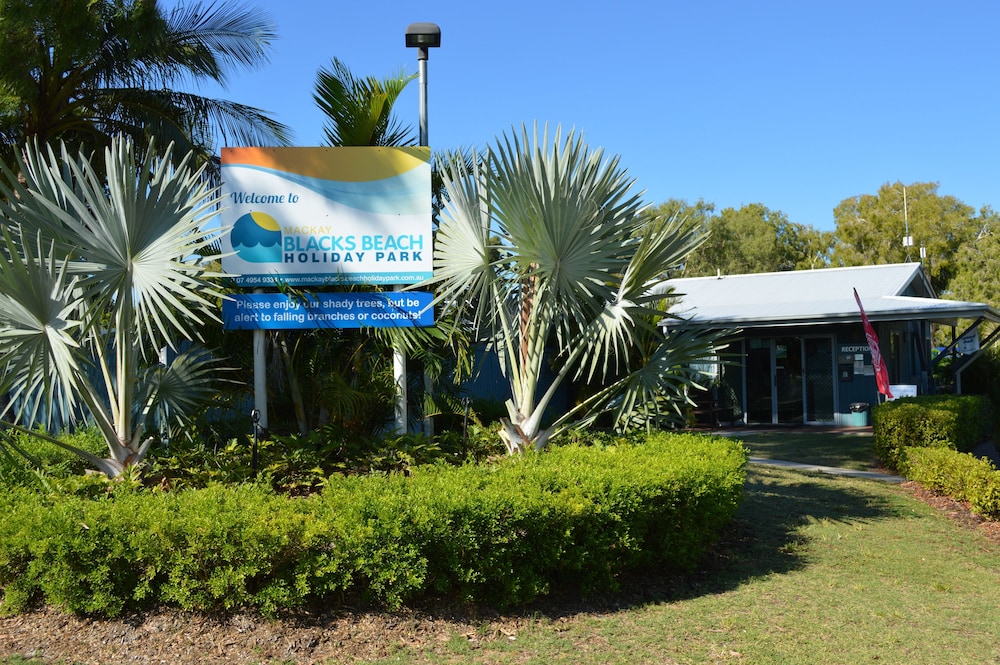 BIG4 Mackay Blacks Beach Holiday Park — 4-Star Luxury Hotel in Blacks Beach, Australia