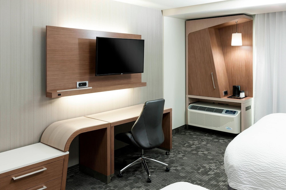 Courtyard by Marriott Fort Worth at Alliance Town Center - photo 11