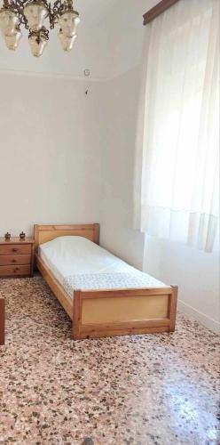 Room for 2 in a dormitory 5′ from metro — Athens — photo 2