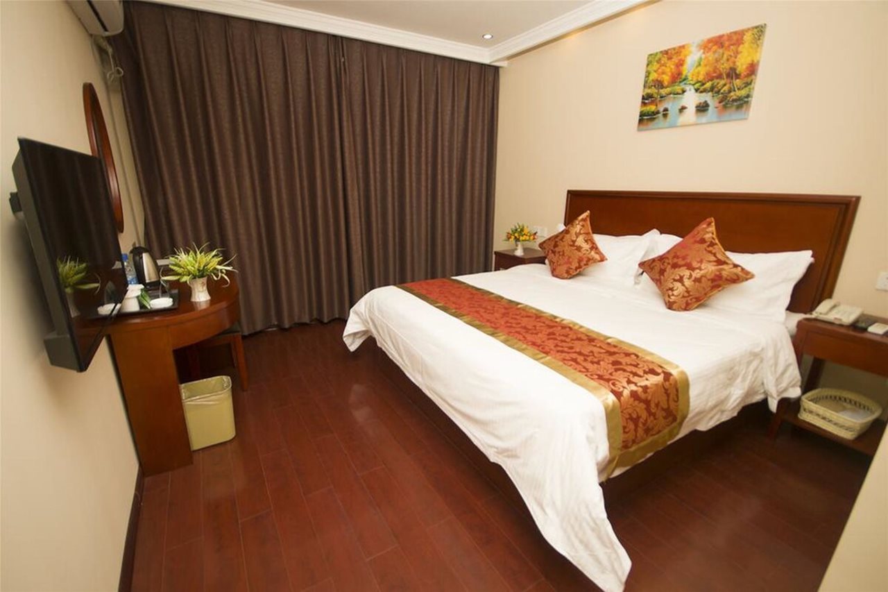 GreenTree Inn Maanshan East Dangtu High Speed Railway Station Rt Market Hotel — hotel in Ma'anshan