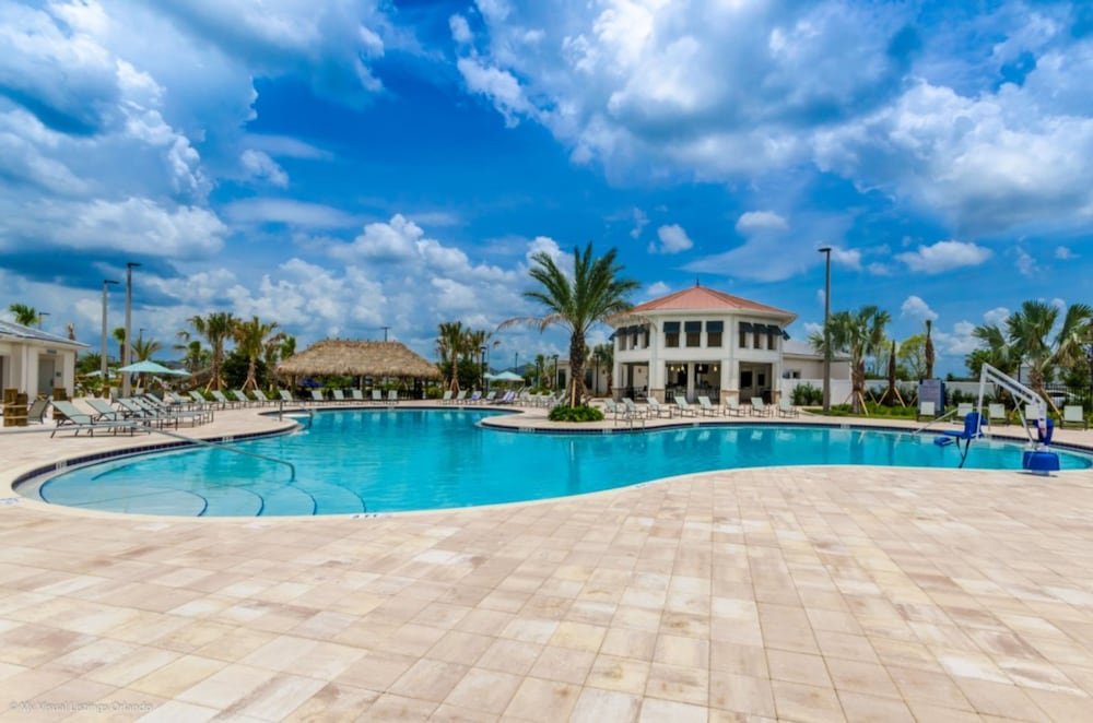 Cool and Modern 5 Bed 4 Ba Game Room Pool Spa 4724sh - photo 27