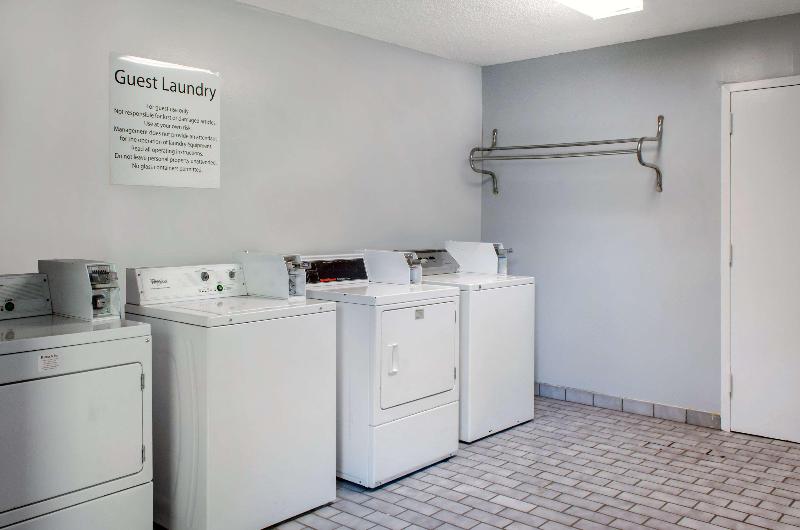Ramada by Wyndham Shreveport Airport - photo 4