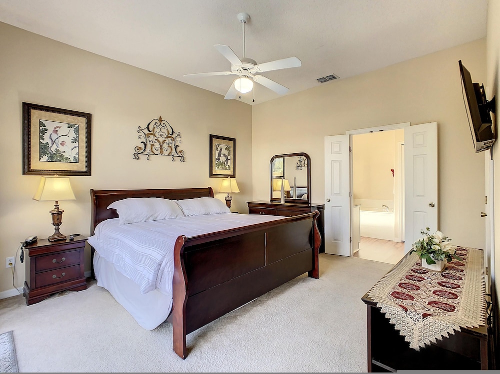 5br Lakeside Retreat W Resort Perks & Pvt Hot Tub - photo 38