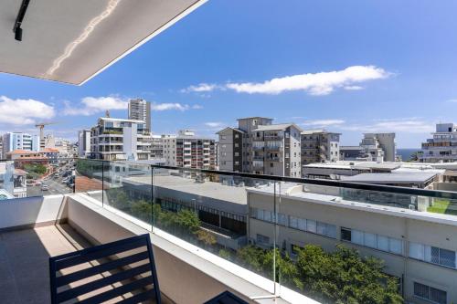 Topaz Views Luxury Apt in Sea Point with views