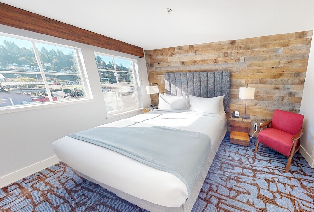 Cannery Pier Hotel & Spa - photo 34