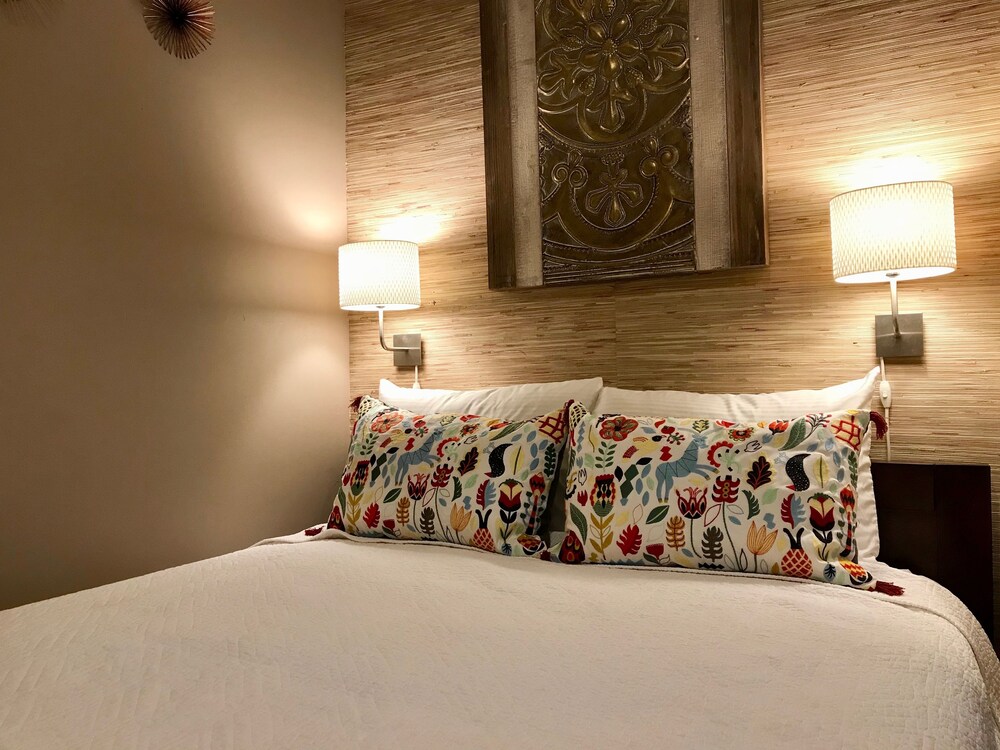 Torchlight Inn - photo 16