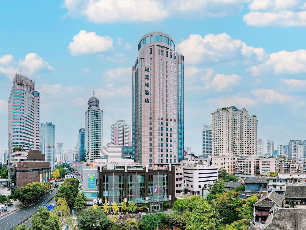 Novotel Guiyang Downtown Hotel - carbon neutral hotel in Guiyang