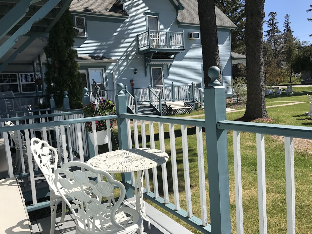 The Harbor Light Inn - photo 90