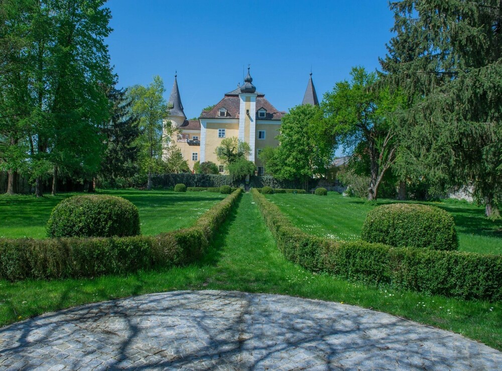 Schloss Mhldorf — hotel in Feldkirchen An Der Donau