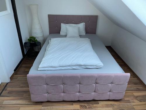 Bequemes Einzelzimmer im Herzen von Kassel in Kassel, Germany