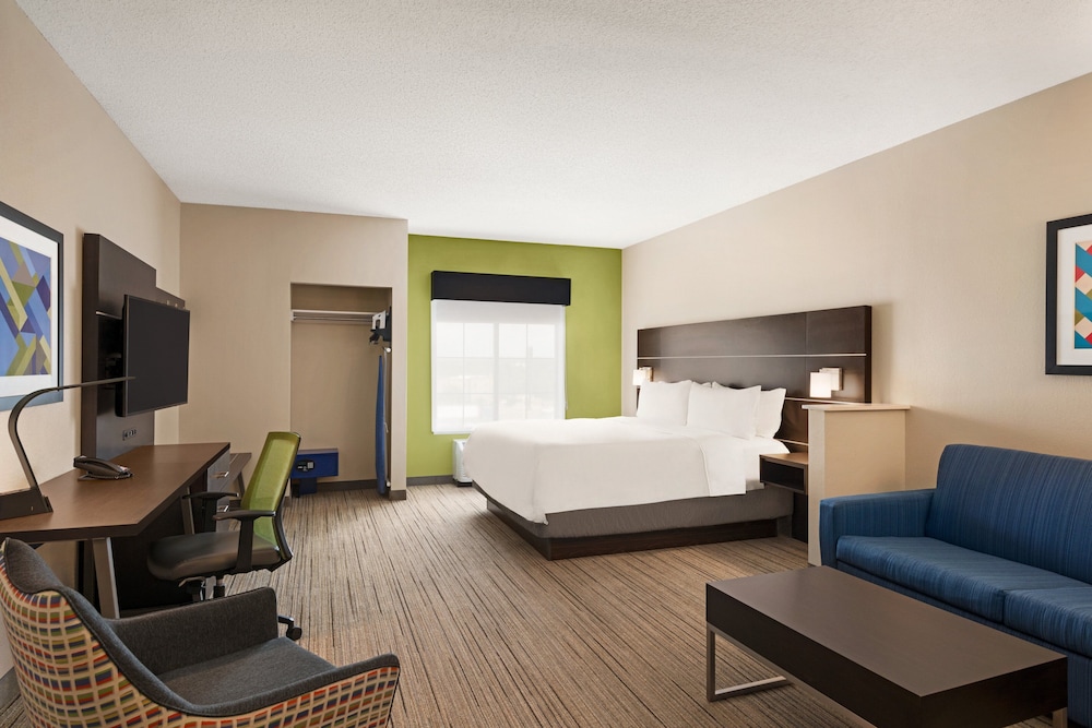 Holiday Inn Express & Suites McAlester by IHG - photo 6