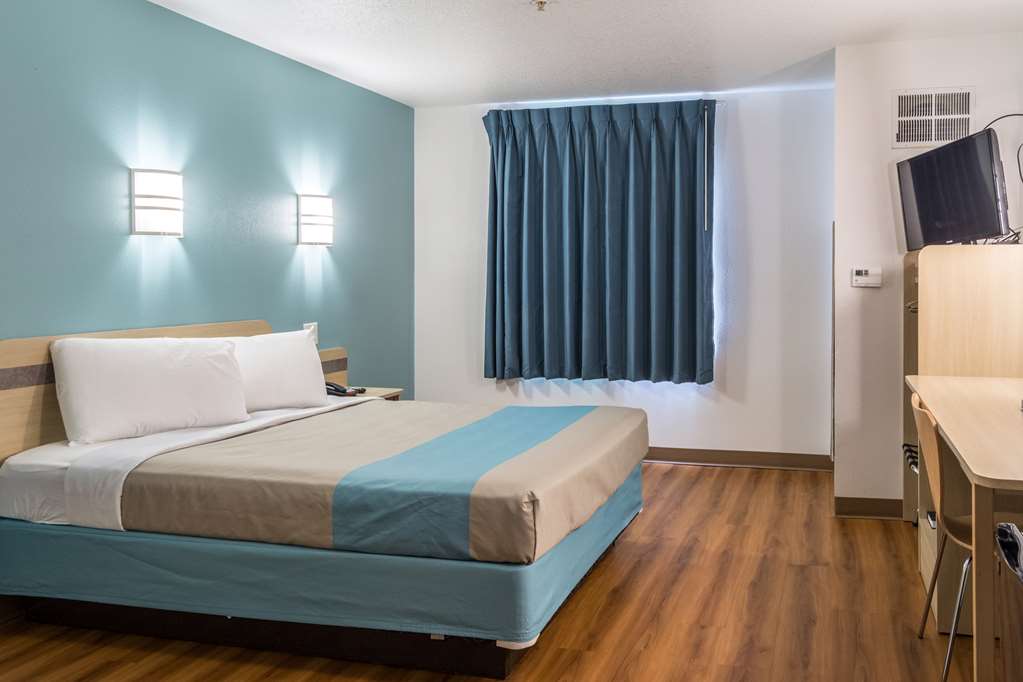 Motel 6 Lincoln City OR - photo 12