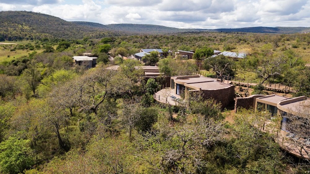 Umfolozi Big Five Game Reserve by Mantis in Hluhluwe, South Africa