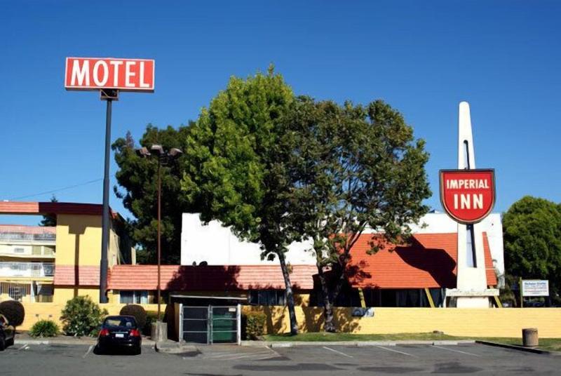 Imperial Inn Oakland - photo 11