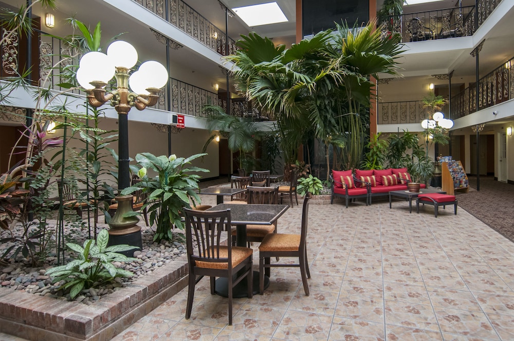 Governor's Suites Hotel Oklahoma City Airport Area - photo 33
