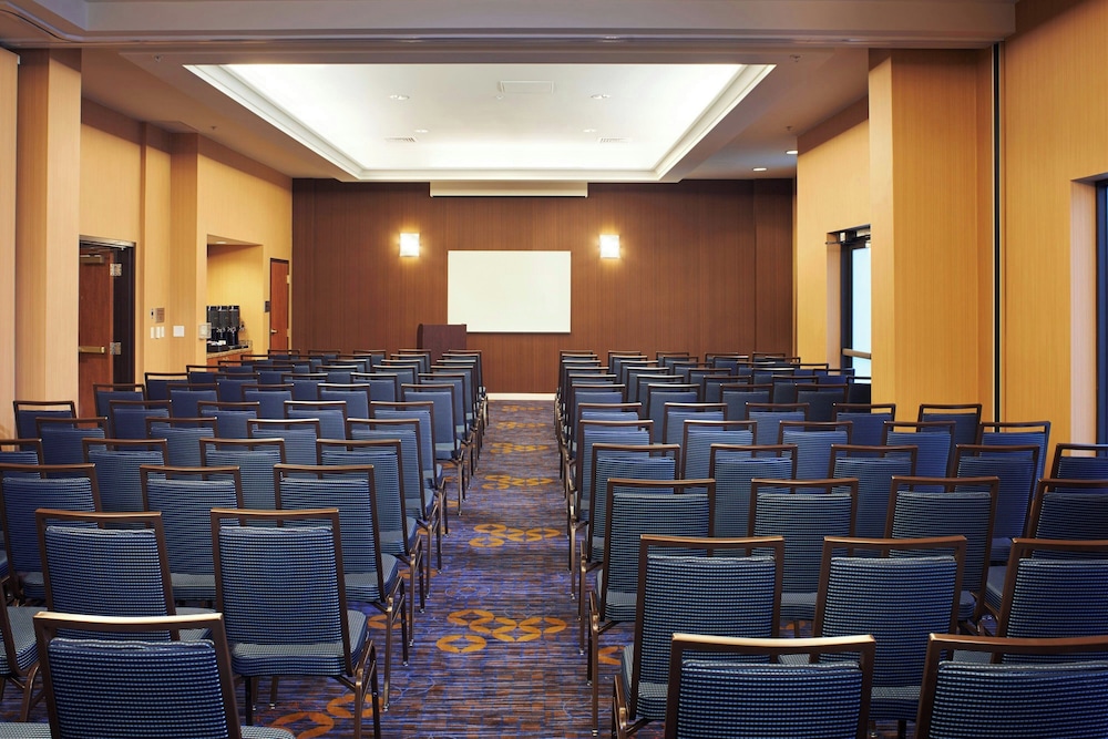 Courtyard by Marriott Kansas City Overland Park Convention Center - photo 27